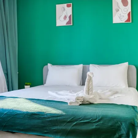 Hacienda Royal Palace - Designer * Boekarest