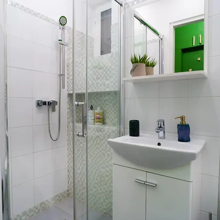 Hacienda Royal Palace - Designer *