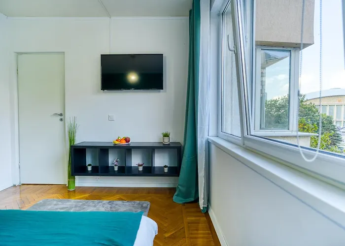 Hacienda Royal Palace - Designer