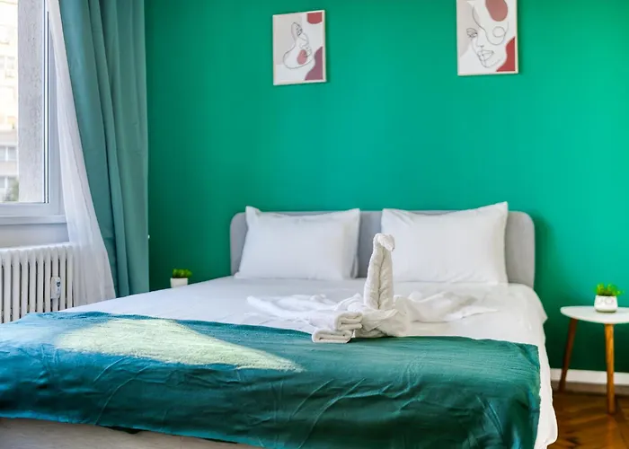 Hacienda Royal Palace - Designer * بوخارست